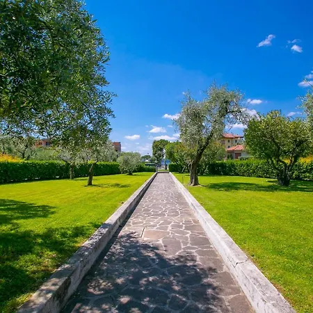 Maderno Front Lake Escape Apartament